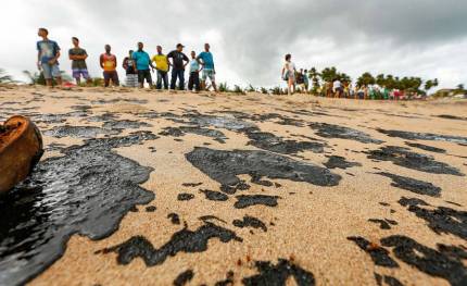 Derrame de petróleo en Brasil- Foto: Divulgação