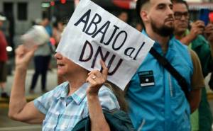 Manifestación contra la DNU y la Ley Ómnibus en Buenos Aires, el 11 de enero de 2024. Crédito: Nicolas Solo / Argentina Indymedia