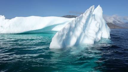 Iceberg derrete na Groenlândia - Aquecimento Global - Relatório IPCC - 2019