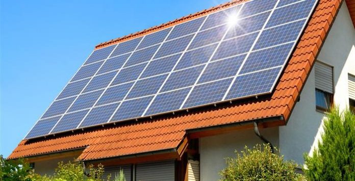 Aneel propõe alteração regras mini e microgeração de energia solar - 10/2019
