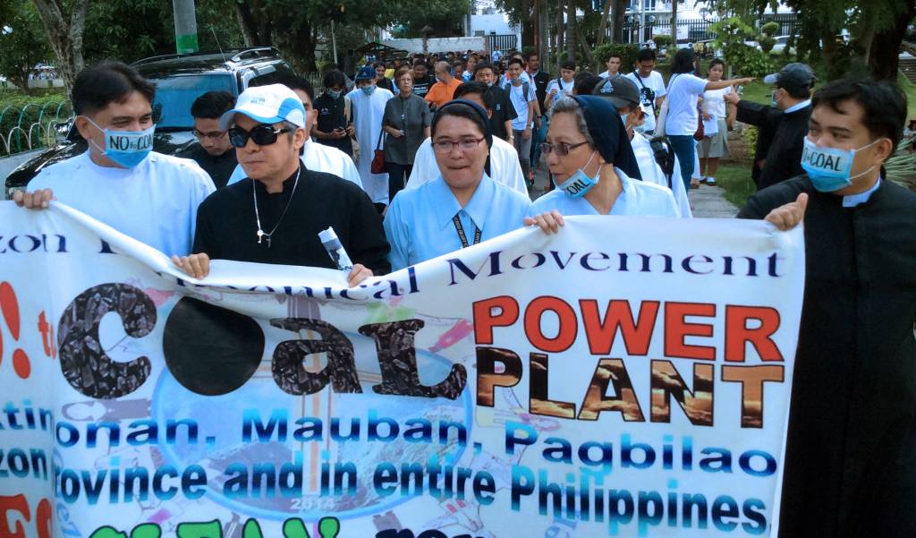 Nuns, priests and pastors are at the forefront of many community-led resistance against dirty energy projects in the Philippines. Photo: Fread De Mesa