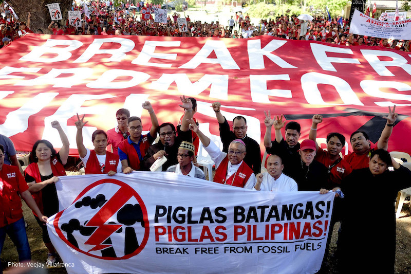 Break_Free_-_Philippines_Batangas_Banner_-_credit_Veejay_Villafranca_copy-01