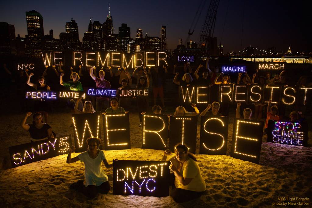 350 BREAKING NYC Pension Funds Begin Historic Fossil Fuel Divestment 350
