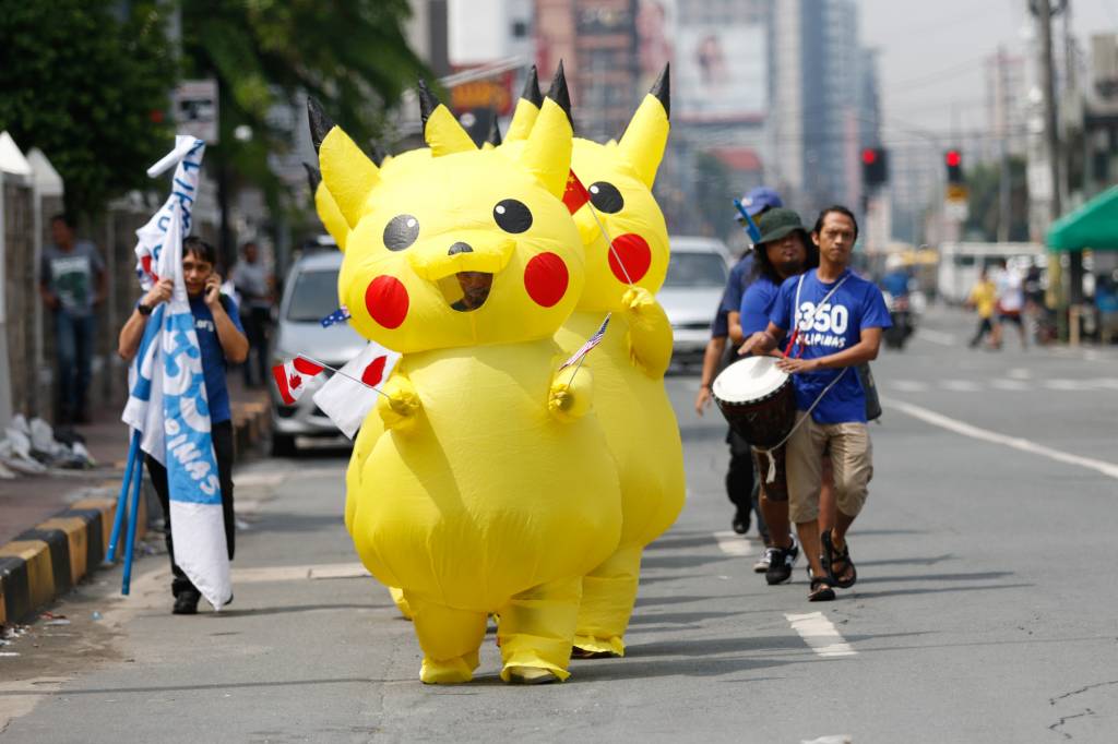 Aksi Pikachu di Kedutaan Jepang - AC Dimamatac